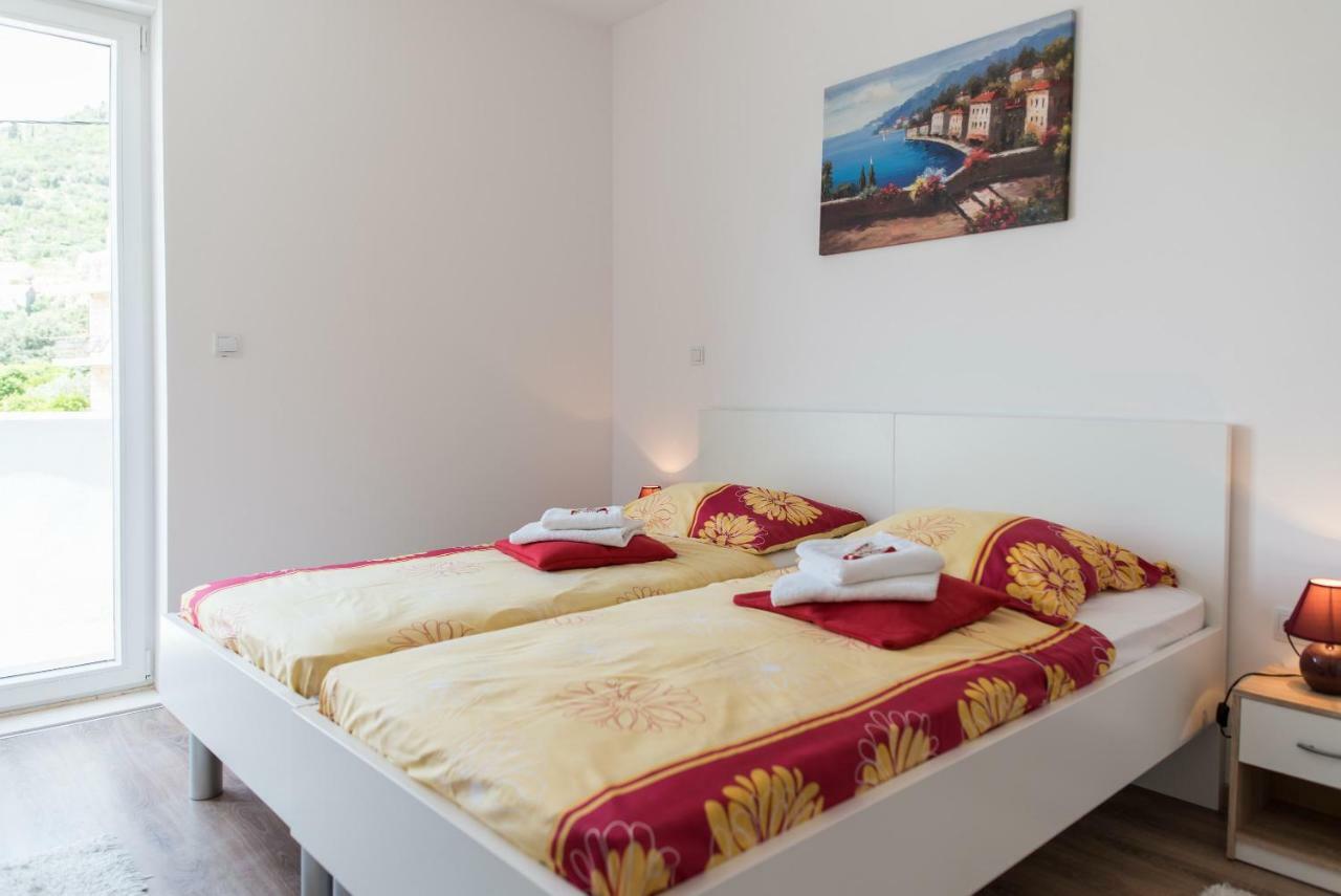 De Luxe Apartment Mediteran 1**** Затон Экстерьер фото